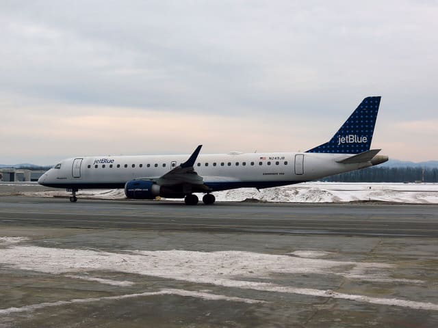 N249JB - Embraer