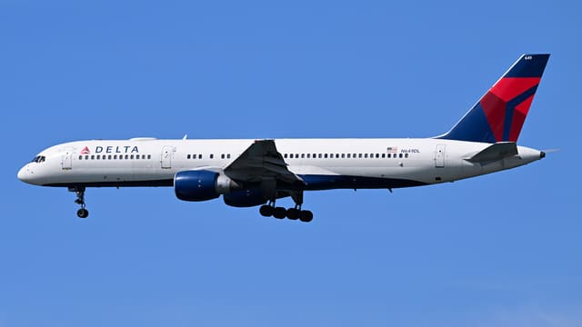 N649DL - Boeing