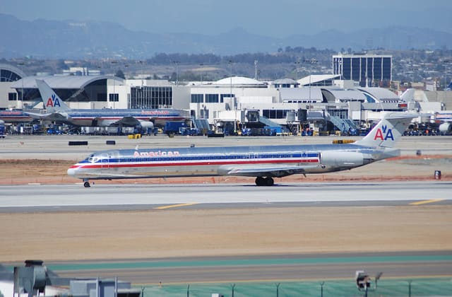 N970TW - Douglas