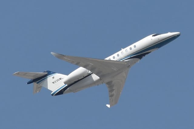 N336ML - Business jet