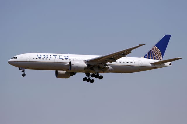 N78013 - Boeing
