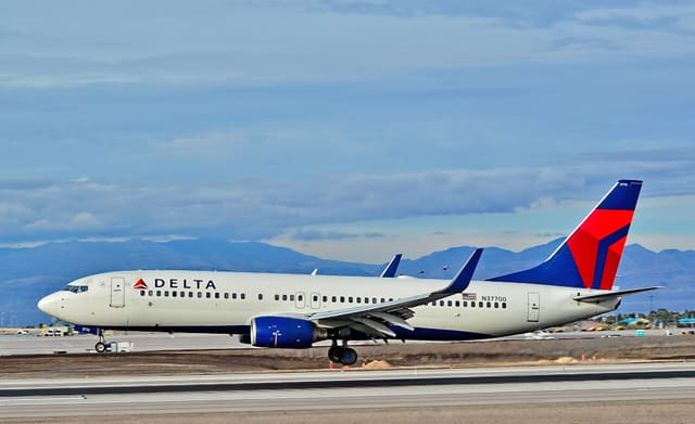N37700 - Boeing