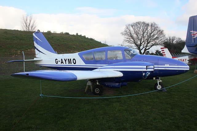 G-AYMO - Twin-engine aircraft