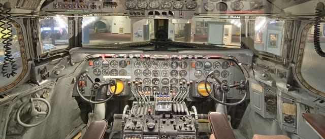 N334AA - Aircraft