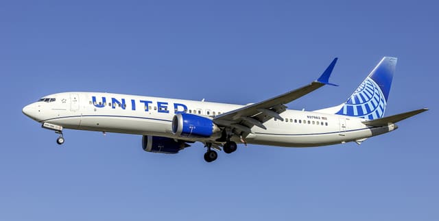 N37562 - Boeing