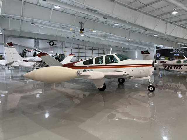 N6828Q - Beechcraft