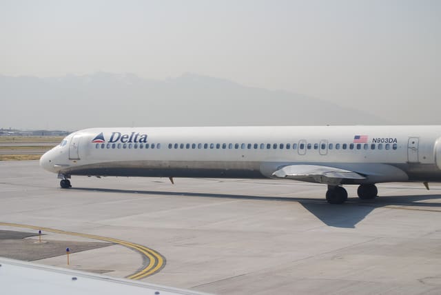 N903DA - Aircraft
