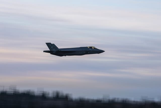  - Aircraft