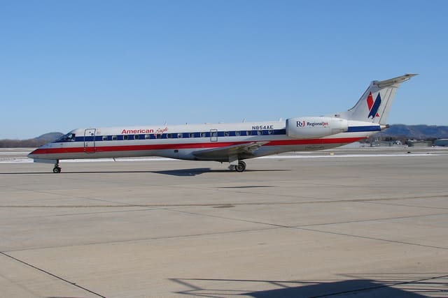 N854AE - Embraer