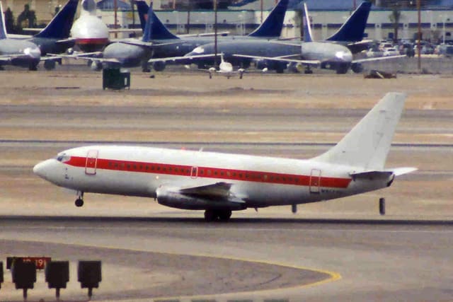 N5175U - Twin-engine aircraft