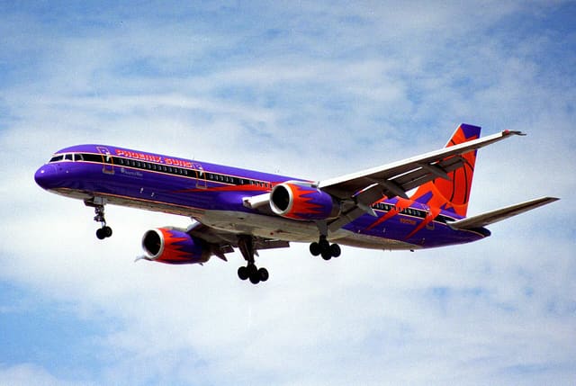 N907AW - Aircraft