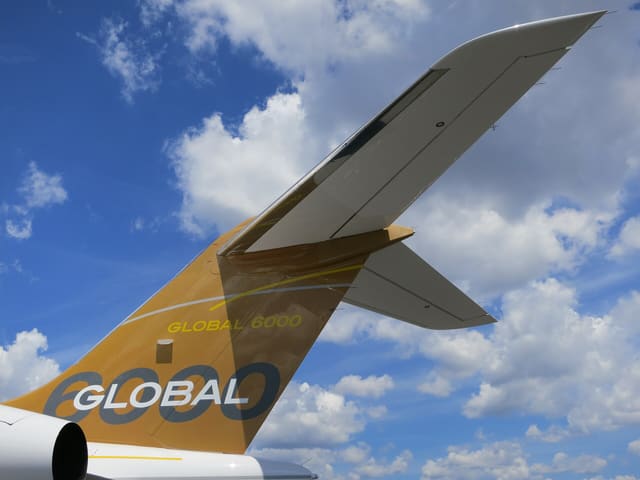 N381GX - Business jet