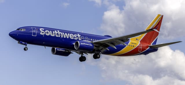 N8696E - Boeing
