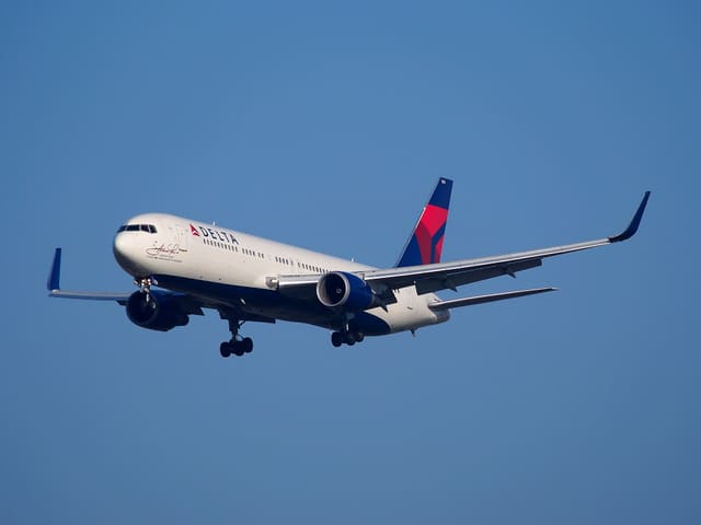 N16065 - Boeing