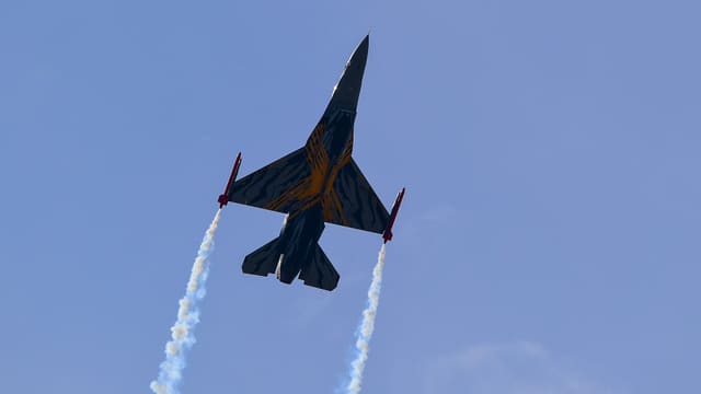  - Single-engine aircraft