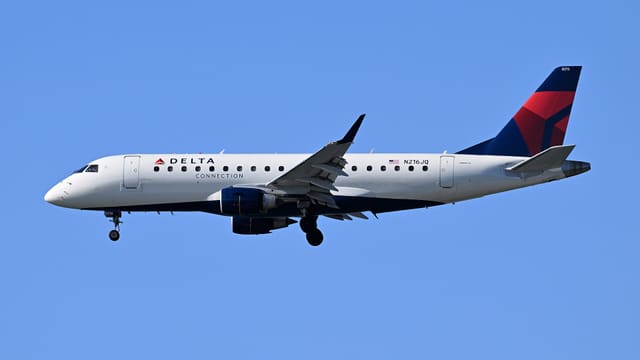 N216JQ - Embraer