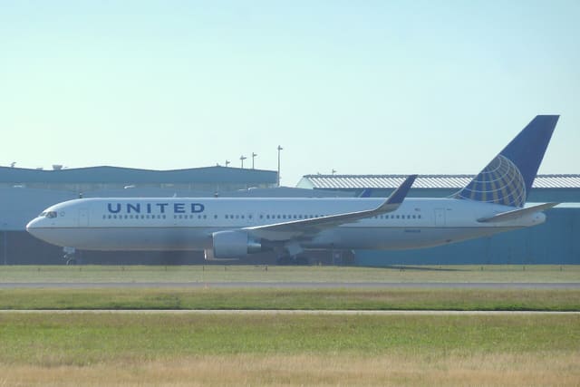 N666UA - Boeing