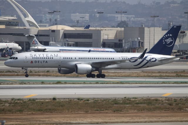 N717TW - Aircraft