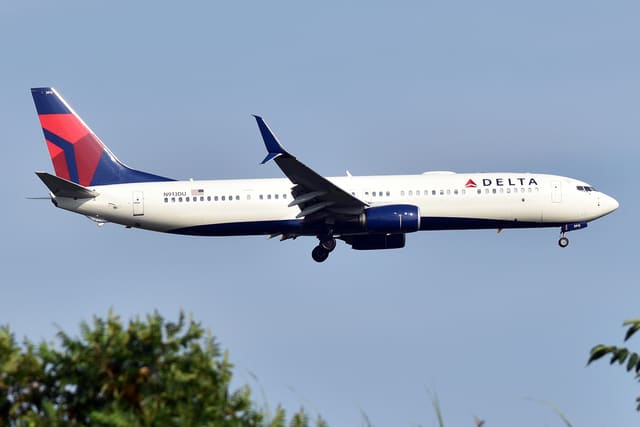 N913DU - Boeing