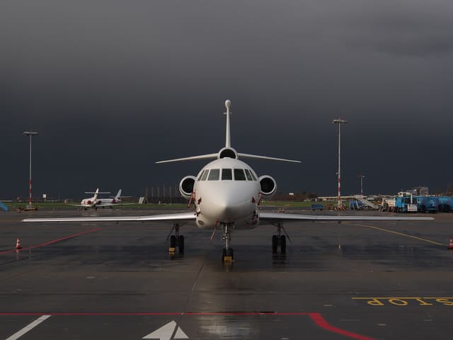 N707FJ - Business jet