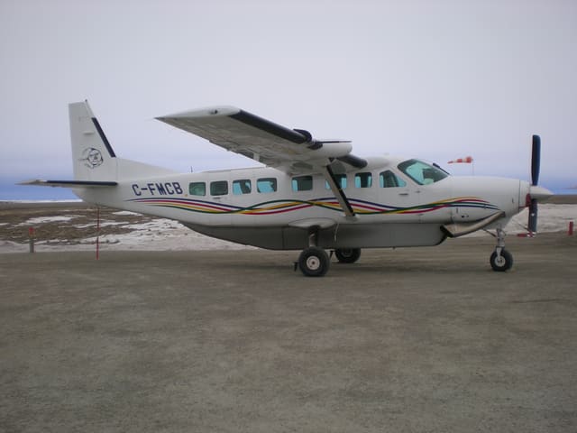 C-FMCB - Cessna