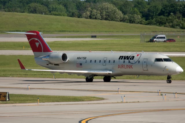 N8475B - Aircraft