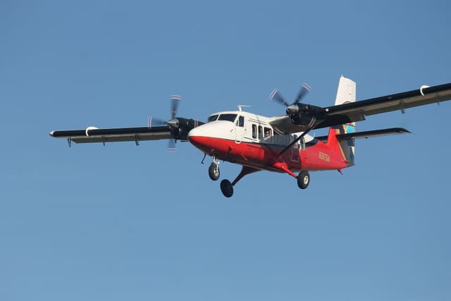 N297SA - De Havilland