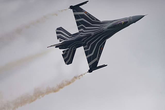  - Aircraft