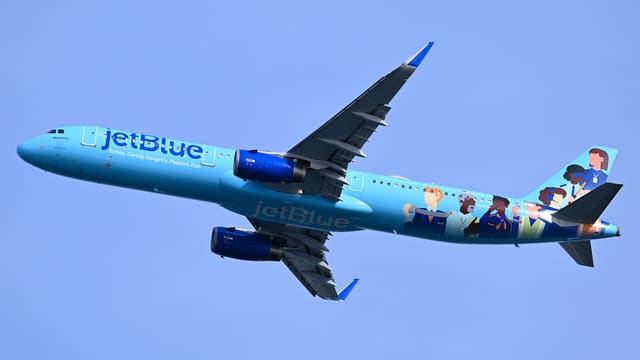 N970JB - Twin-engine aircraft