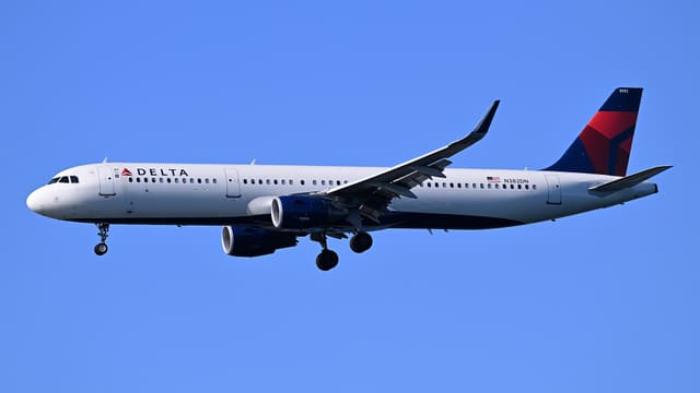 N382DN — Airbus