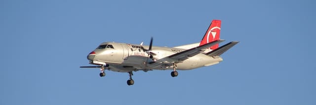 N407XJ - Twin-engine aircraft
