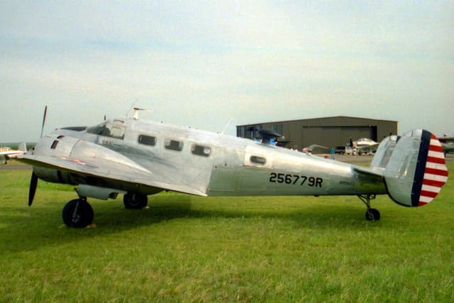 N9562Z - Beechcraft