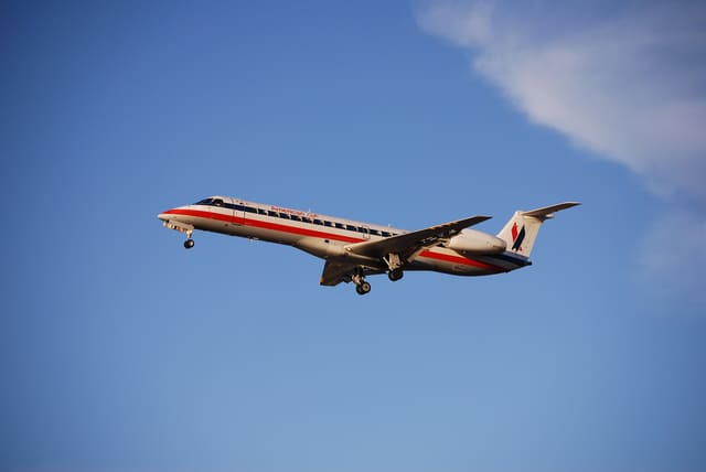 N833AE - Aircraft