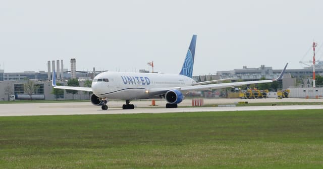 N649UA - Boeing
