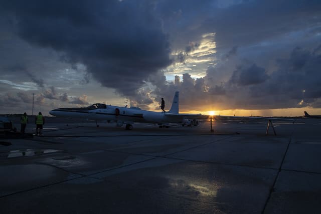 N806NA - Lockheed