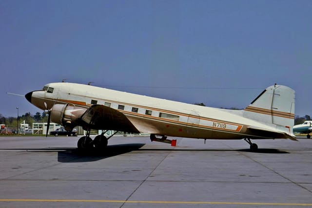 N7119 - Aircraft