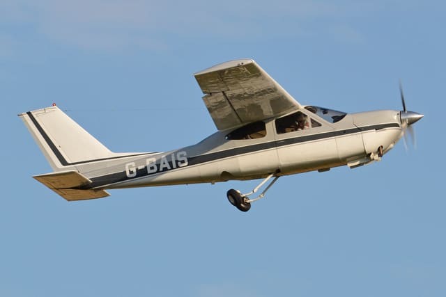 G-BAIS - Single-engine aircraft