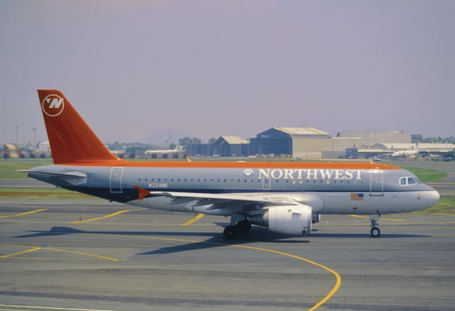 N334NB - Airbus