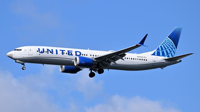 N37530 - Boeing