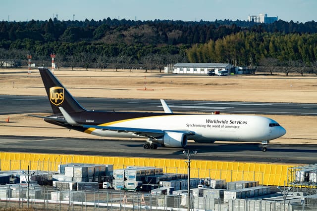N360UP - Twin-engine aircraft