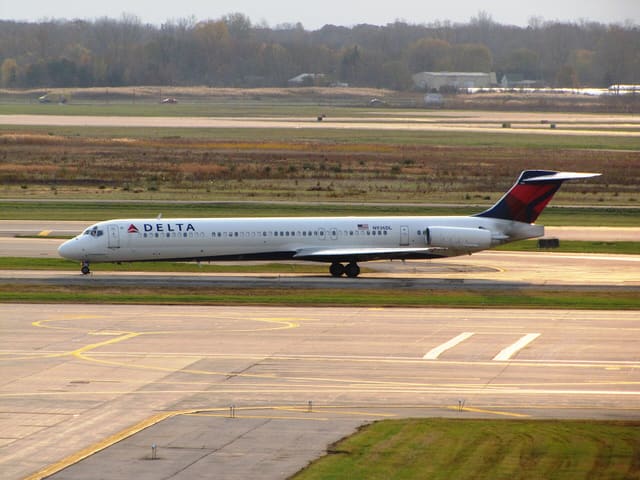 N936DL - Aircraft