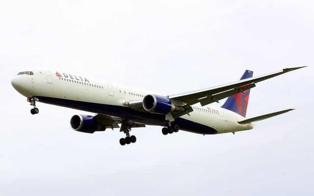 N832MH - Boeing