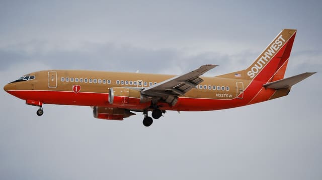 N337SW - Boeing