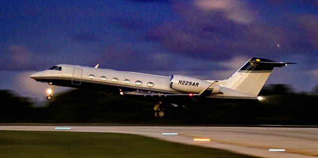 N229AR - Business jet