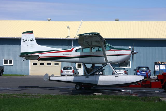 C-FZNK - Cessna