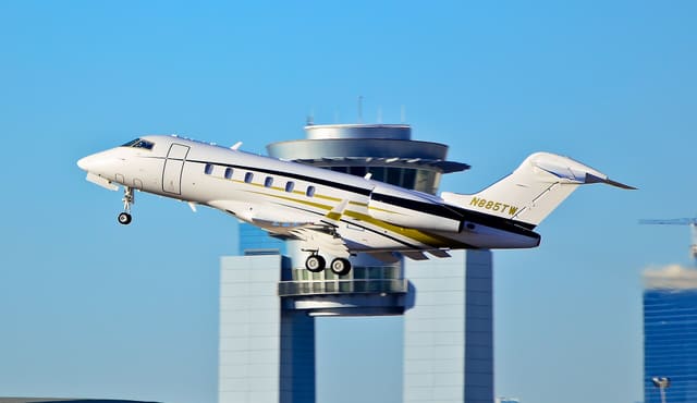 N885TW - Business jet