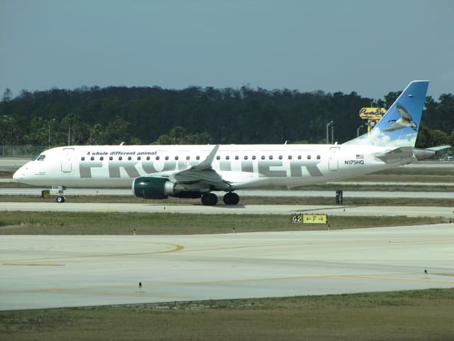 N175HQ - Embraer