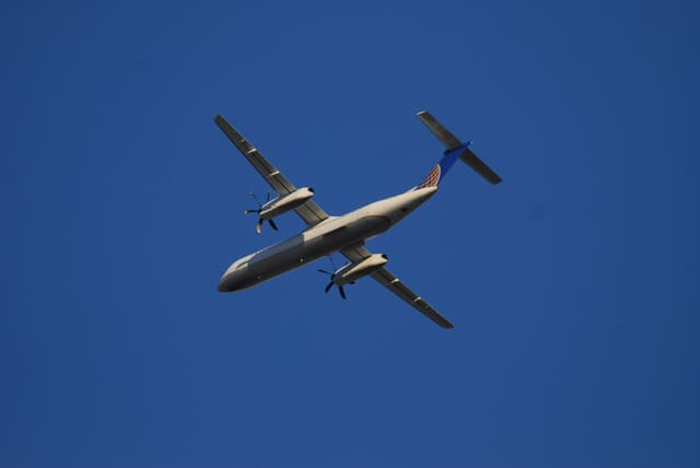 N332NG - De Havilland