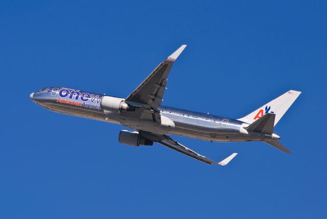 N395AN - Boeing