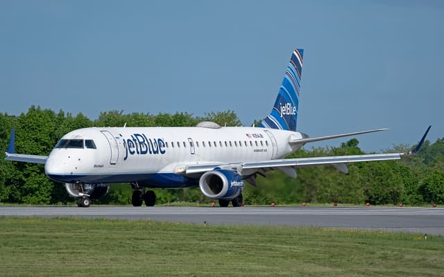 N354JB - Embraer